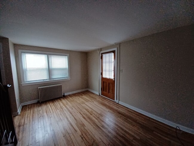 Photo - 515-517 S Market St Unit 515
