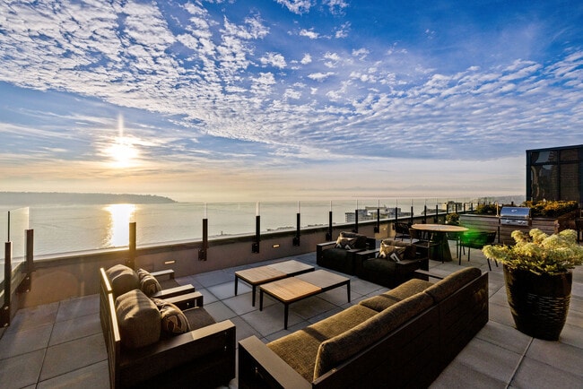 Photo - The Confidential