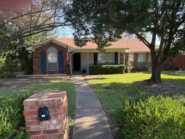 Building Photo - 4005 Sunhill Dr Rental