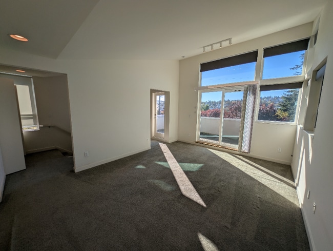 Photo - 3816 22nd Ave SW