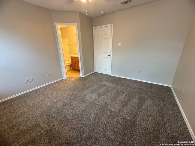 Photo - 5602 Golf Mist