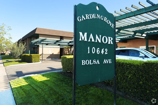 Photo - Garden Grove Manor