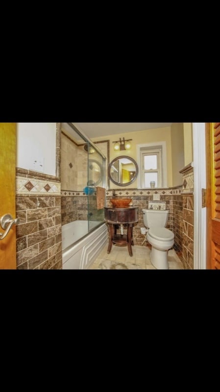Photo - 58 E 14th St