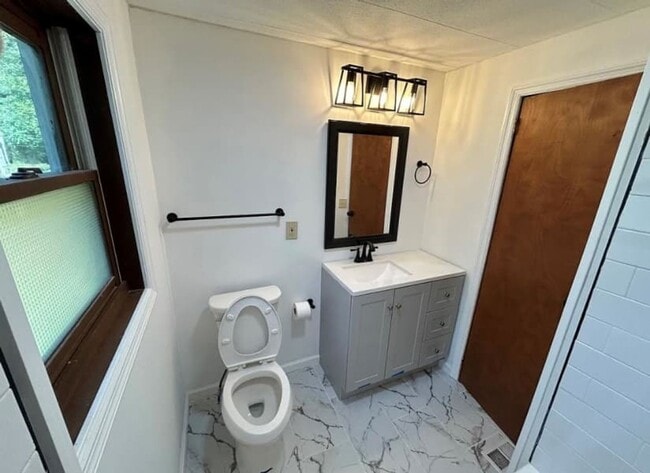 1501 NY 9G LLC - 1501 NY 9G LLC Apartment Unit 1503