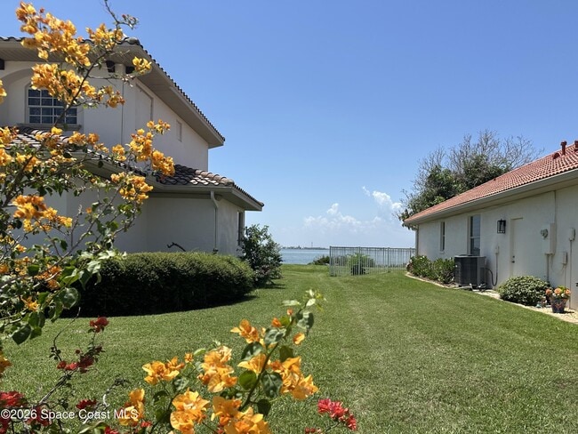 Photo - 616 Manatee Bay Dr