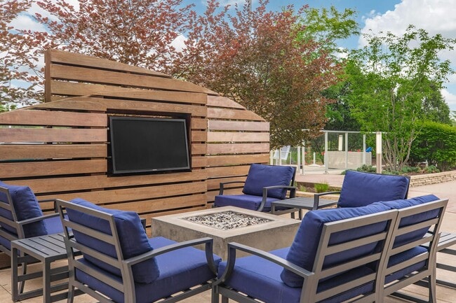 Photo - Woodview Apartments