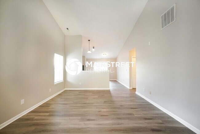 Photo - 3 Bedroom Pet-Friendly Home in Indianapoli...