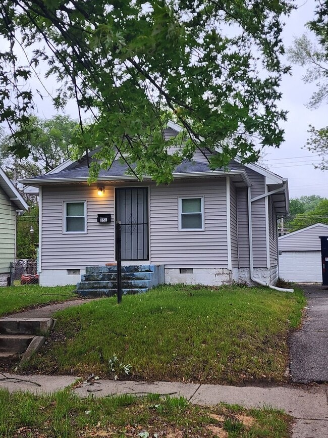 Photo - Large 2 Bedroom Home Section 8 accepted!