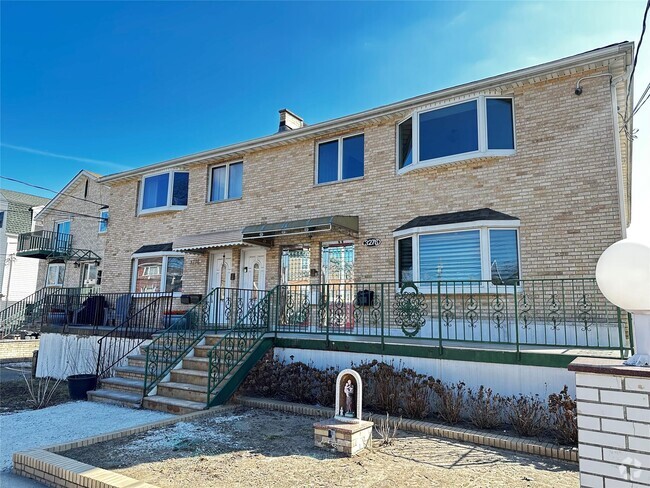Building Photo - 3276 Griswold Ave Rental