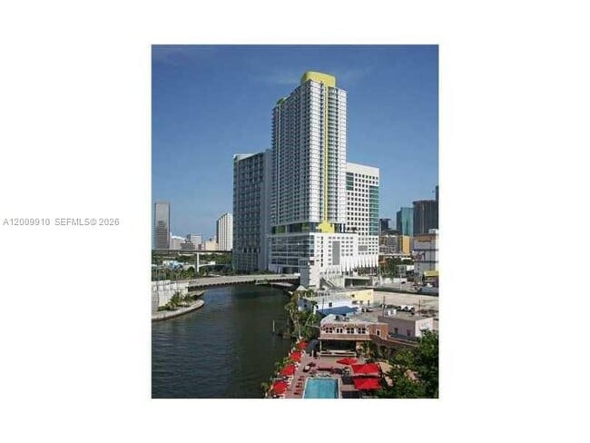 Photo - 185 SW 7th St Unit 2509
