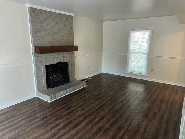 Photo - Beautiful Three Bedroom Home in the Wellington Subdivision!