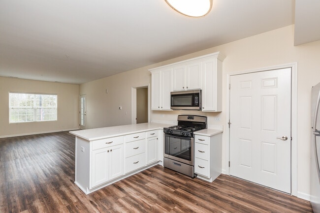 Photo - 60 W Main St Unit 323