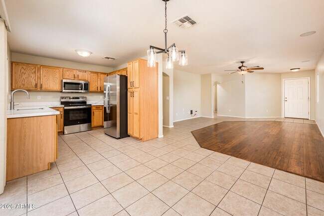 17429 W Watson Ln