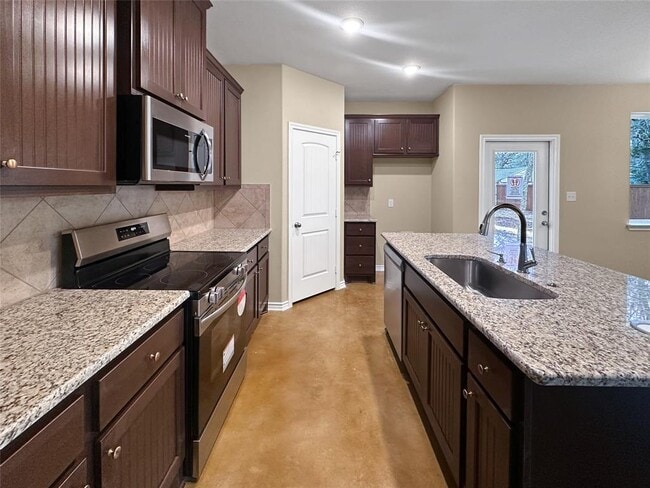 Photo - 104 Osage Dr