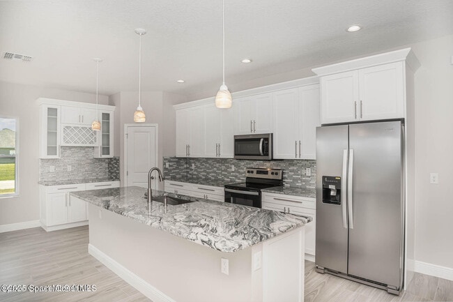 Photo - 2281 Ramsdale Dr SE