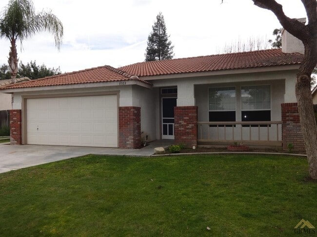 Building Photo - 8503 Mainsail Dr