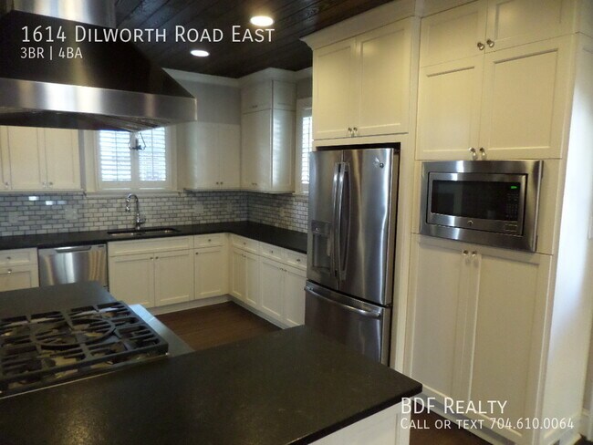 Photo - 1614 Dilworth Rd E