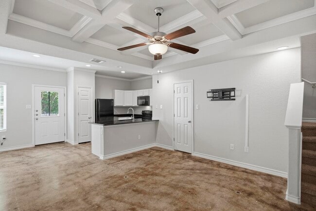 Building Photo - 16906 Spirit Brk Unit 2