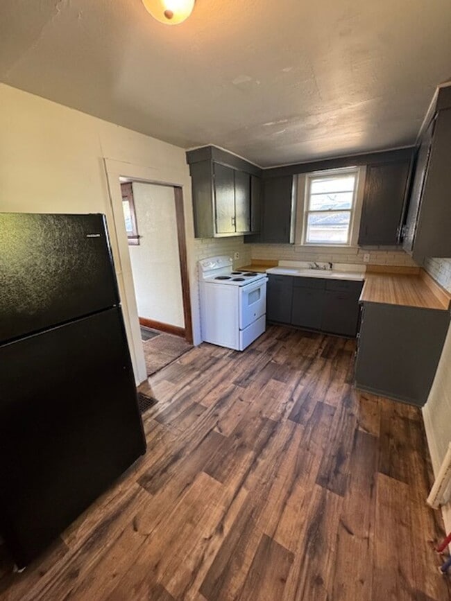 Photo - 4316 Warsaw St