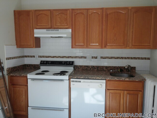 Photo - 18 Euston St Unit 4