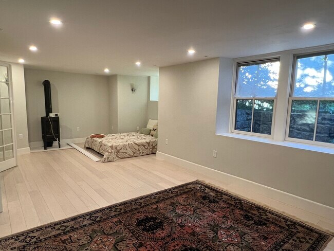 16 Greenough Ave Unit 16 G