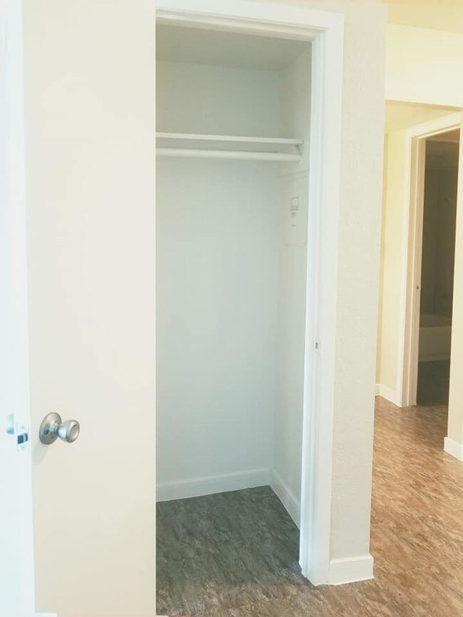 Cedar Bluff Apartments