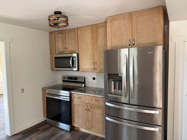 Photo - 20756 Prairie Rd