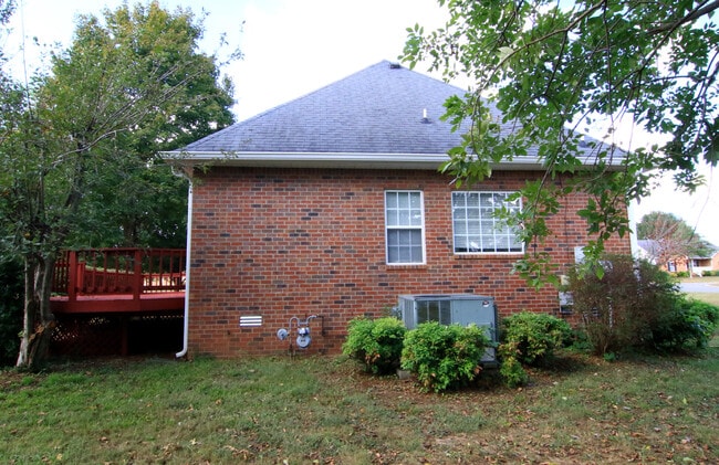 Photo - 2123 Moonlite Ct