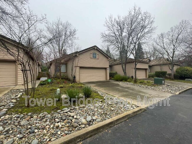 Photo - 8214 Wild Tree Pl