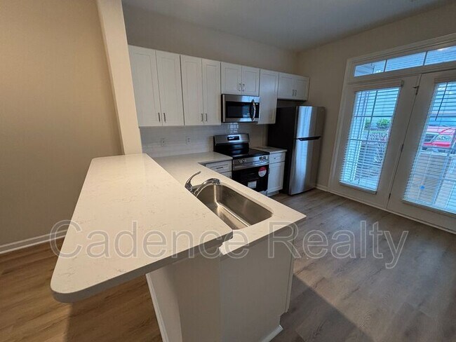 Photo - 202 Jordan Ln Unidad E