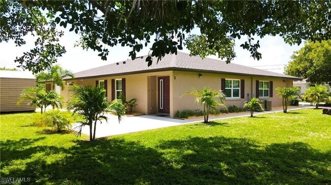 Photo - 2303 NE 6th St