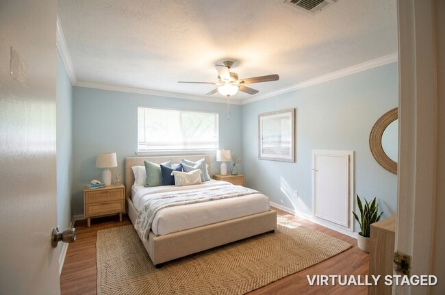 Photo - 1806 Cedarwood Ct