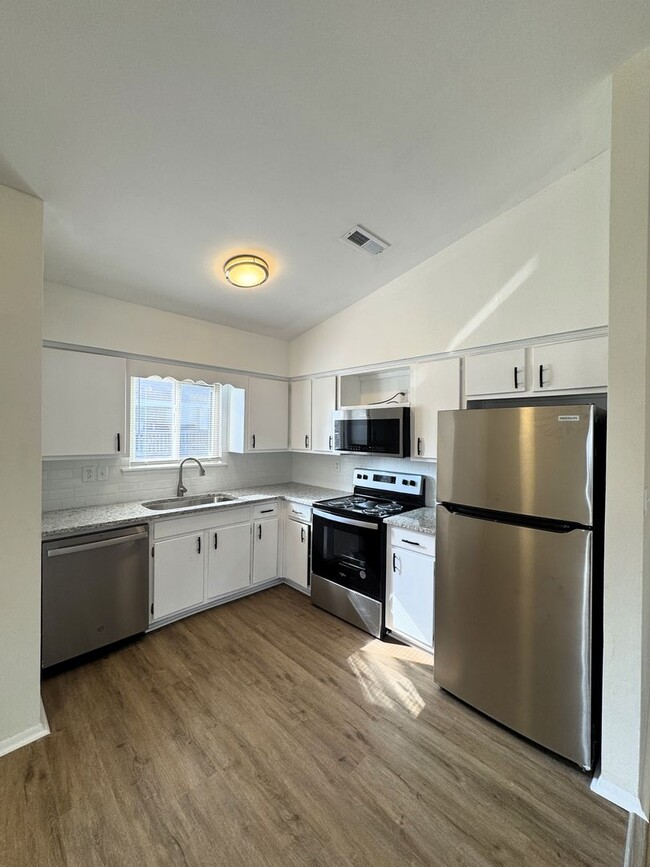 Photo - 4112 17th St SW Unit C