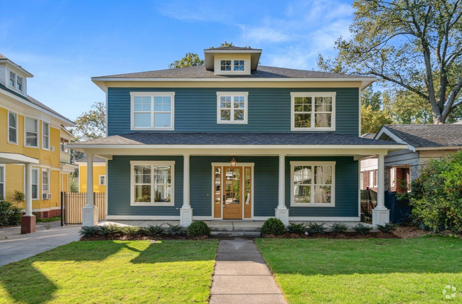 Building Photo - 2025 New Construction in the heart of Cent... Rental