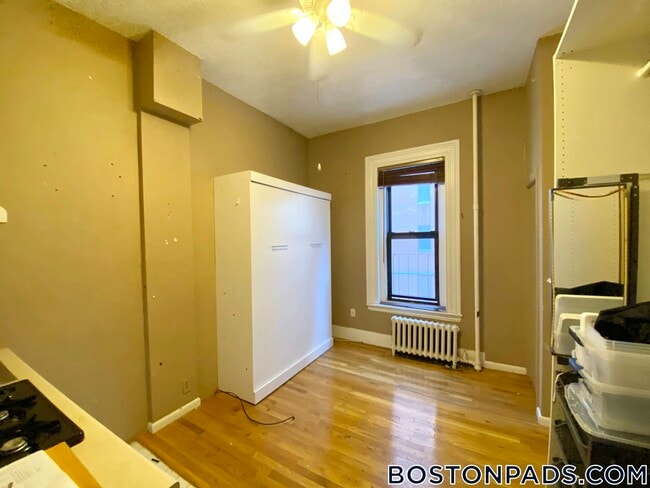 Photo - 270 Newbury St Unit 1