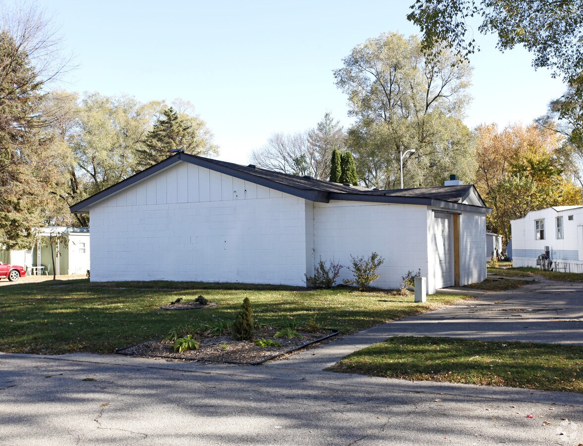 Photo - Village Estates Mobile Home Park
