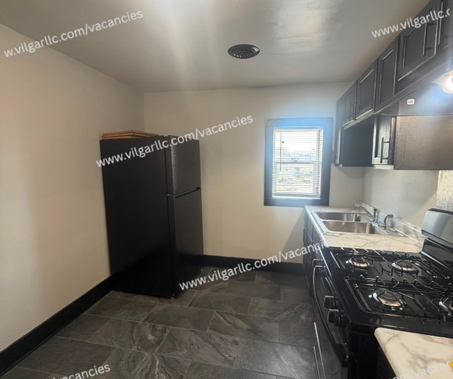 5035 Tod Ave Unit 2 Rear