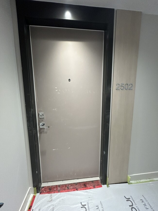 Photo - 9675 King George Blvd