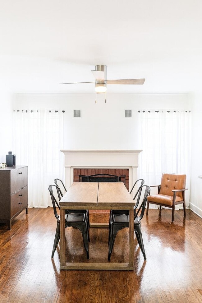 Photo - 2205 12th St NW