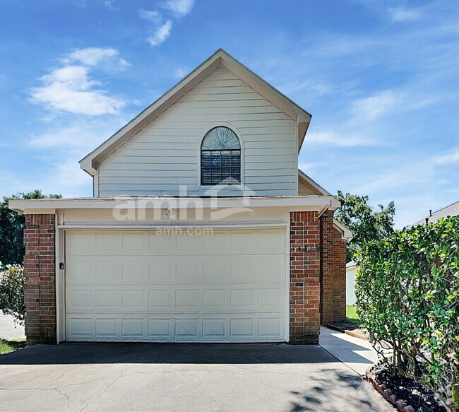 Building Photo - 14815 Cygnus Ct Rental