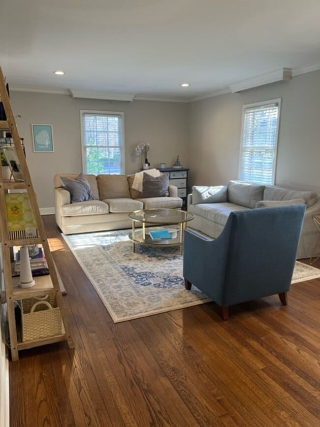 Photo - Lovely Three Bedroom Duplex in Myers Park!