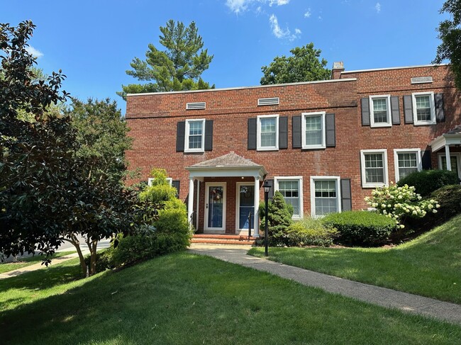 Photo - 2903 S Columbus St Townhome