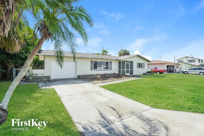 Photo - 425 Belair Ave