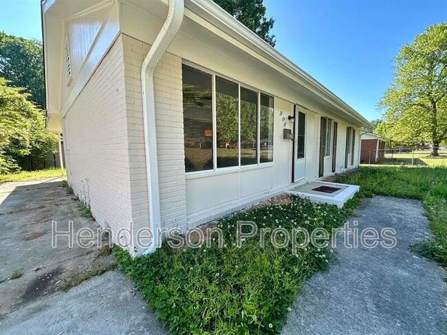 Photo - 908 Bilmark Ave