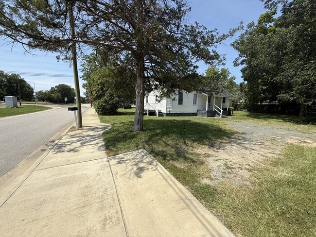 3 bd 2 ba House