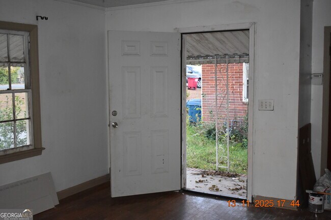 Photo - 3189 Somerset Dr