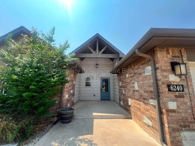 Photo - 6240 NW 158th St