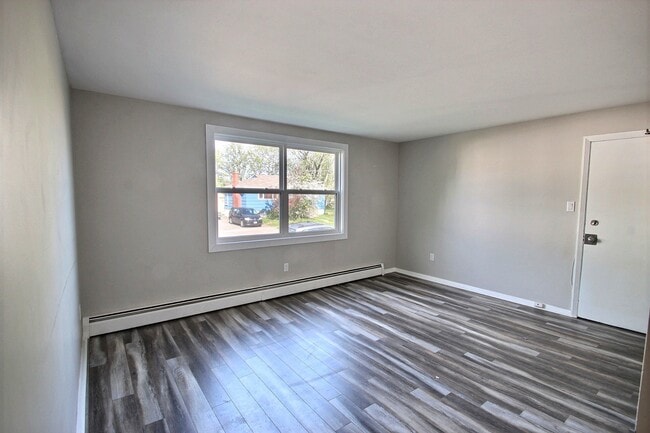 Photo - 71 8 St Unit 71