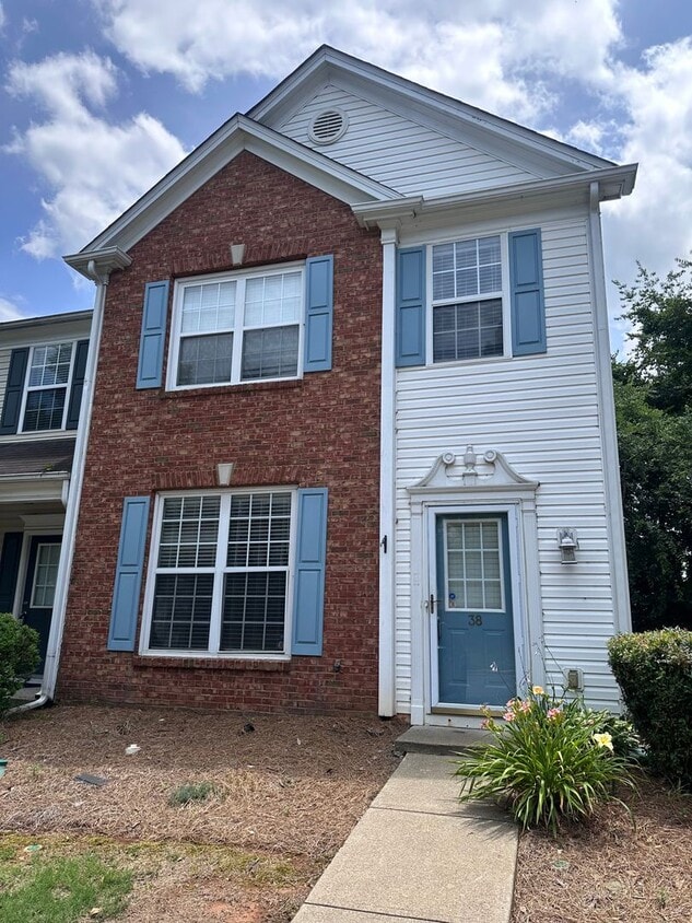 3 Bedroom Marietta Townhome - 3 Bedroom Marietta Townhome