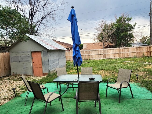 Photo - 3130 W Longfellow Pl